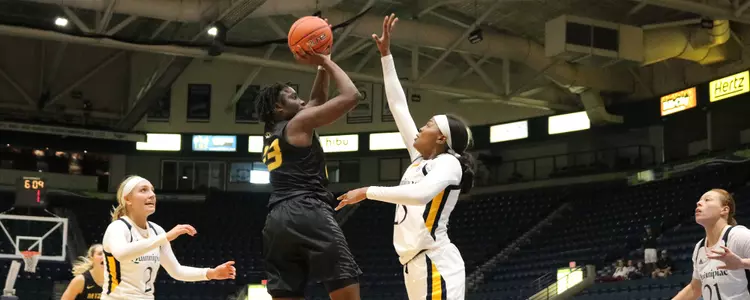 Smith Banner vs. Quinnipiac