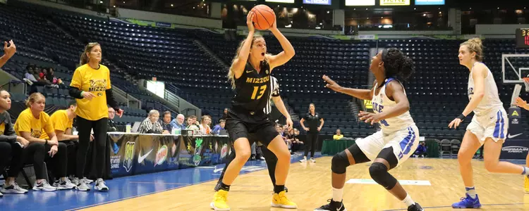 Schuchts banner vs. Duke