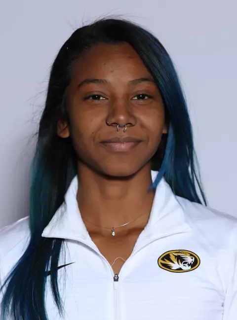 Mirieli Santos 2019 HS