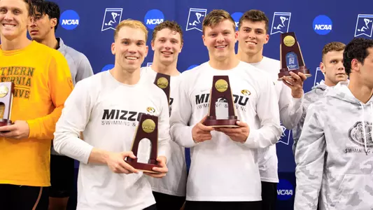 Men's Swimming
