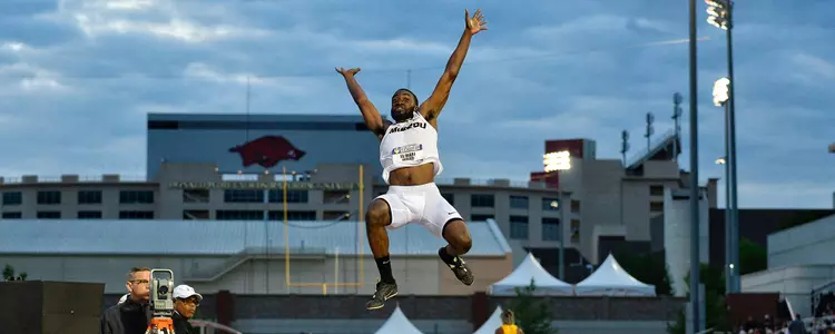 Ward 2019 SEC Champ Banner