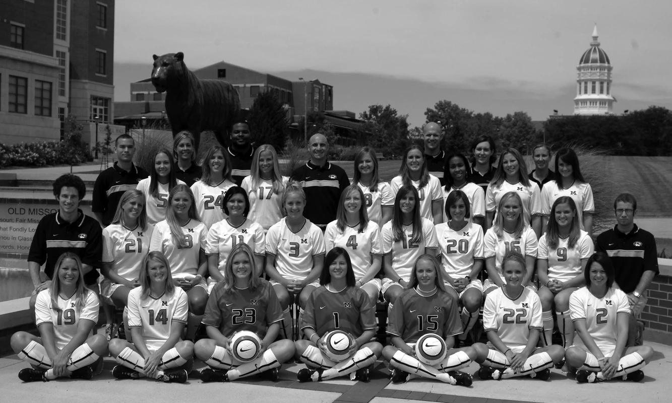 2004 Soccer Team Photo