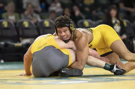 Jeremiah Kent takes down his opponent. MIZ vs. NDSU