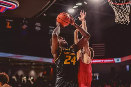 kobe brown at the rim