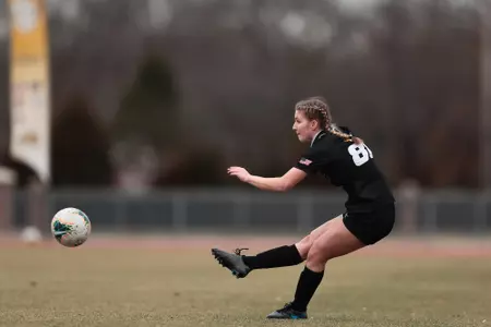 Caroline Lyman vs Creighton