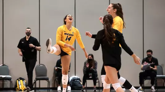 2021 NCAA Women’s Volleyball Tournament: Mizzou Tigers vs. South Dakota Coyotes