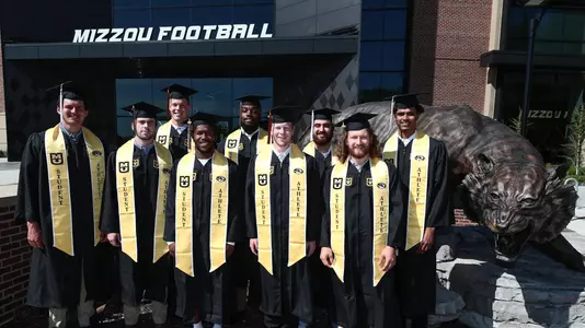 2021 spring football graduates