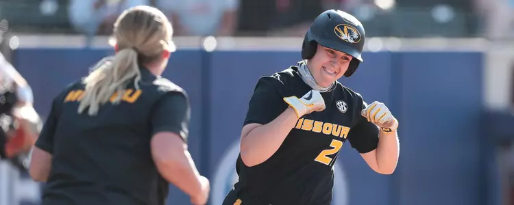 NCAA Softball: 4-Seed, No. 15 Mizzou Tigers vs. 1-Seed, No. 4 Florida Gators
