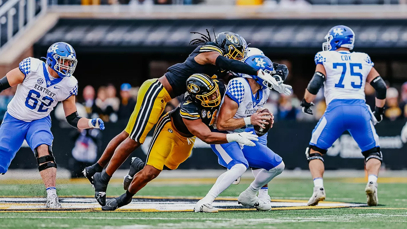 221105_MizzouSackvsUK