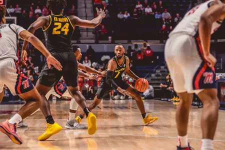 amari davis at ole miss