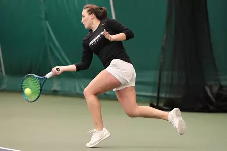 MizzousValentinaVazquezPongruberMizzouTigersvsIllinoisStateRedbirdsatMizzouTennisCenterinColumbiaMoonSundayFeb72021ZachBland/MizzouAthletics