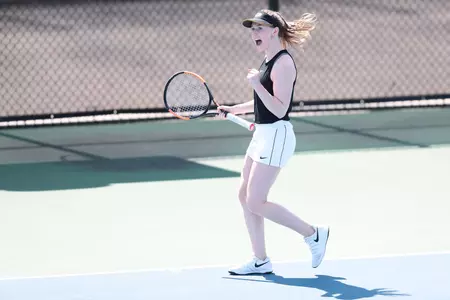 MizzouTigersvsAlabamaCrimsonTideatMizzouTennisComplexinColumbiaMoonFridayMarch262021ZachBland/MizzouAthletics