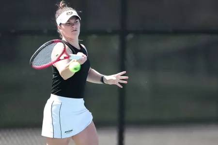 MizzouTigersvsAlabamaCrimsonTideatMizzouTennisComplexinColumbiaMoonFridayMarch262021ZachBland/MizzouAthletics