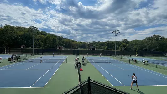 091822_TennisOutdoorCourtsWide