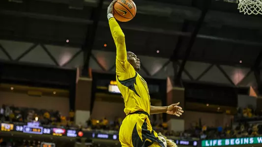 D'Moi Hodge
