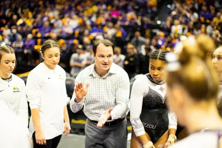 Shannon Welker Huddle At LSU