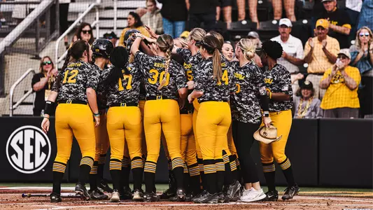 Softball Secures Border Showdown Victory Over Kansas Image