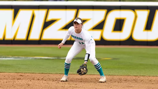 Julia Crenshaw_BANNER_2023_SB_vsNorthTexas_KE_0422202317151