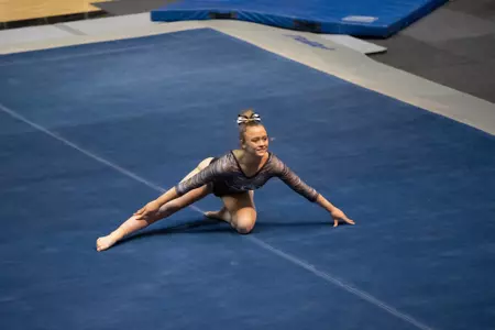 Photo by: Lainey Hogg