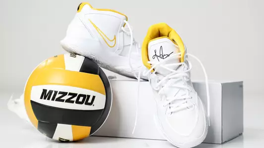 07222022_MIZ_VB_Asset Photoshoot MS Edits 97_BANNER