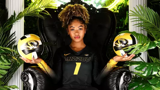 MIZVolleyball_2023_AlaynaPearson_054_BANNER