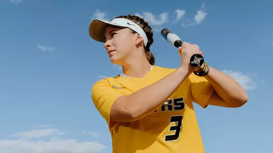 JENNA LAIRD BANNER_20231108_SB_MediaDay281.jpg