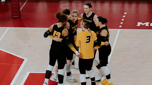 MIZZOUVB_2024_OKLAHOMA_BANNER_20241027_VB_live2-5.jpg