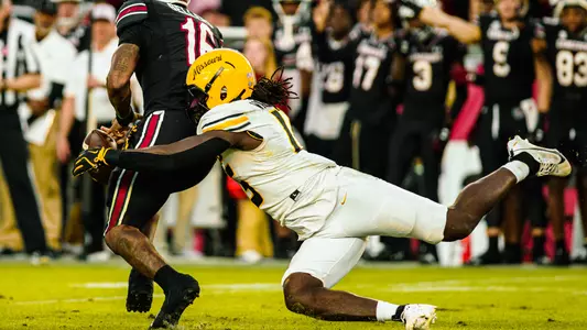 Johnny Walker sacks South Carolina QB