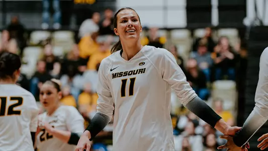 Regan Haith_Banner_20241127_VB_live4-9.jpg