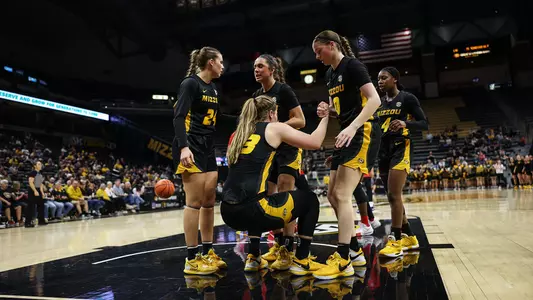 Women's Basketball Huddle