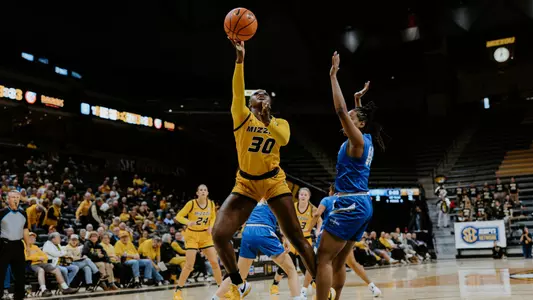 Angelique Ngalakulondi