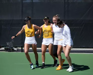 Gabriela Martinez, Romary Cardenas Rifka, Emelie Schwarte and Andrea Artimedi
