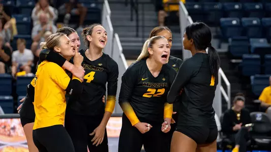MizzouVB_2024_Drake_BANNER_DW_01431.jpg