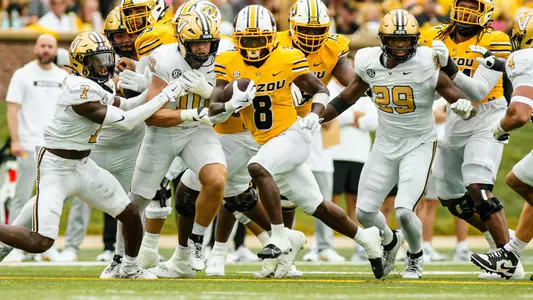 Nate Noel rushes against Vanderbilt