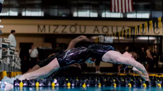 Photos By: Kaylee English
Mizzou Swim & Dive vs Louisville
1/3/2024