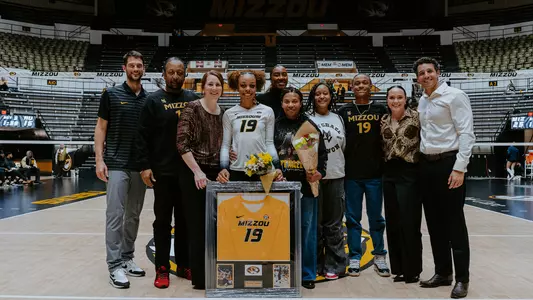 MYCHAEL VERNON SENIOR NIGHT_BANNER_20241130_VB_vsAuburn114.jpg