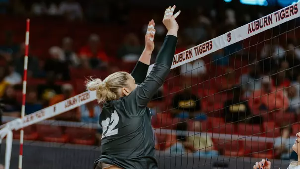 Marina Crownover Goes up for a block against Auburn
