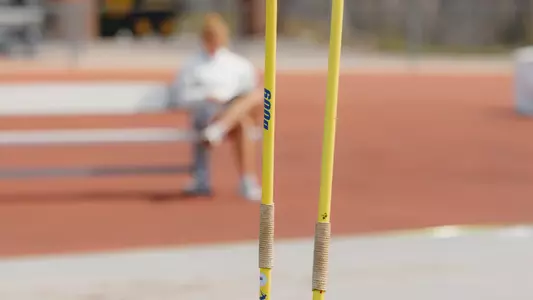 Yellow Jacket Invitational Day One Recap Photo