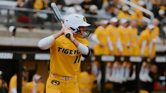 Julia Crenshaw_BANNER_20250323_SB_vsOklahoma_ZN-57.jpg