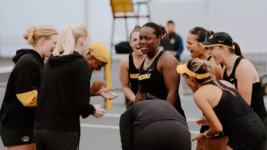 Tennis Huddle_hype