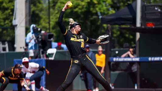 Marissa McCann_BANNER_2025_250506_MGK_SB_SEC_0176.jpg