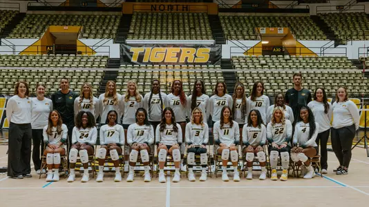 Team Photo Mizzou Volleyball