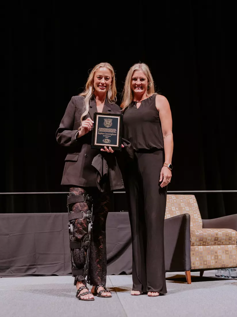 2025 Hall of Fame Class: Sophie Cunningham, Kellie Harper