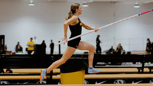 Anna Ferguson Pole Vault