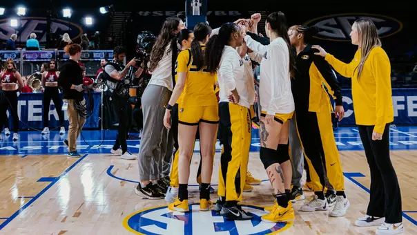 Women's Basketball Huddle