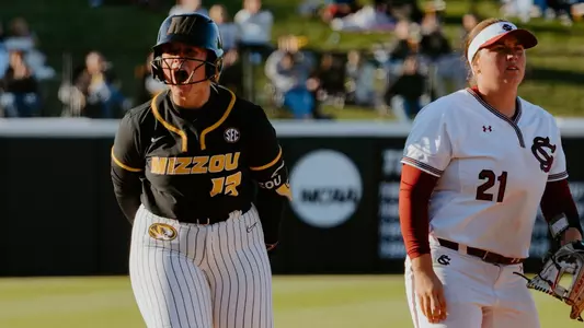 Mizzou's Gracie Britton reaches third after recording an RBI single
