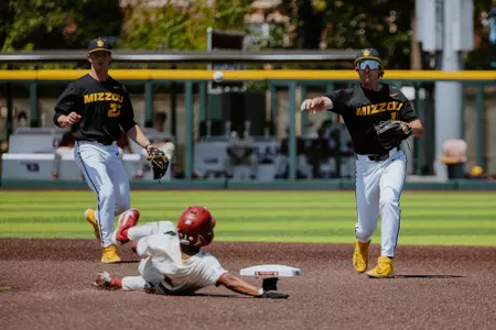 Blaize Ward double play at No. 14 Oklahoma, April 19, 2026