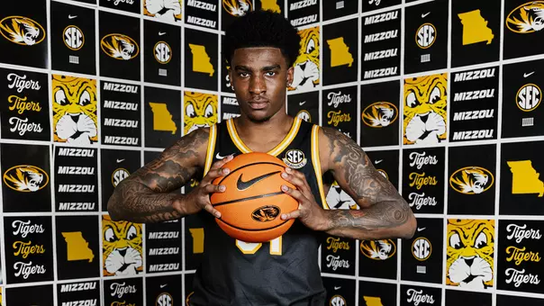 Kennard Davis Jr.