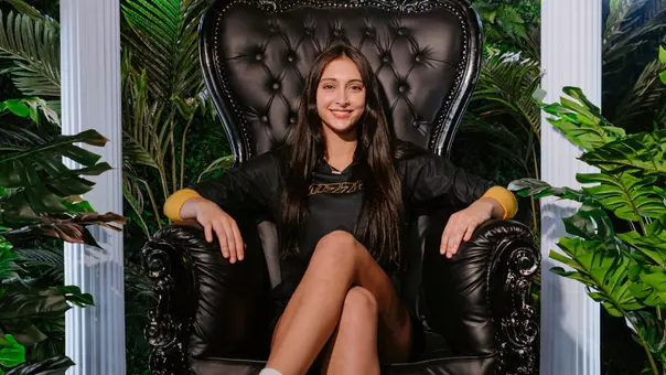 Maizy Agnello signs with Tigers Volleyball