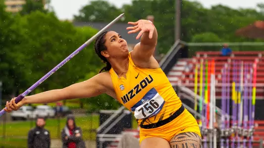 Valentina Barrios competes in the javelin throw during day two of the NCAA West Regional Championships.